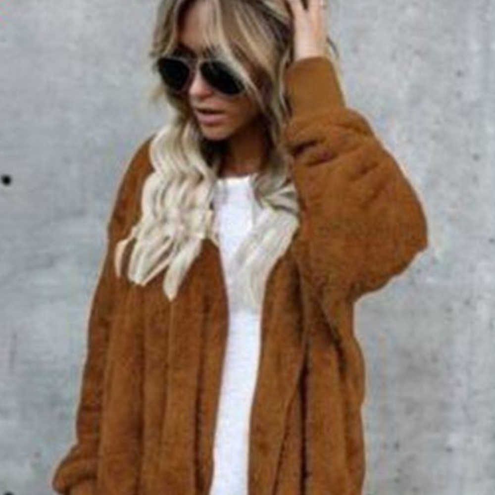 π©π»βπ³π Here! π Cozy fluffy Sherpa coat/sweater - Picture 3 of 8